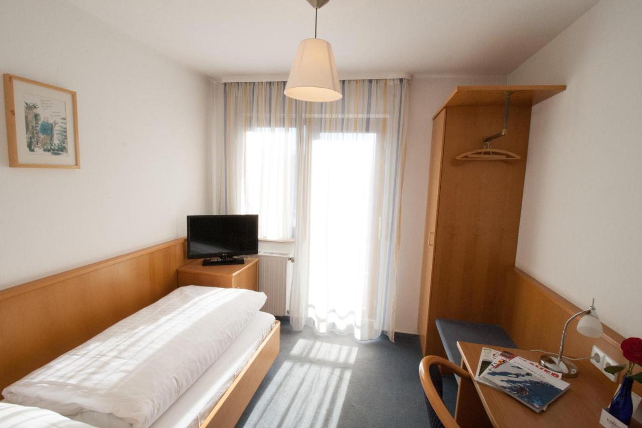 Hotel Krone Strassdorf Schwäbisch Gmünd 外观 照片