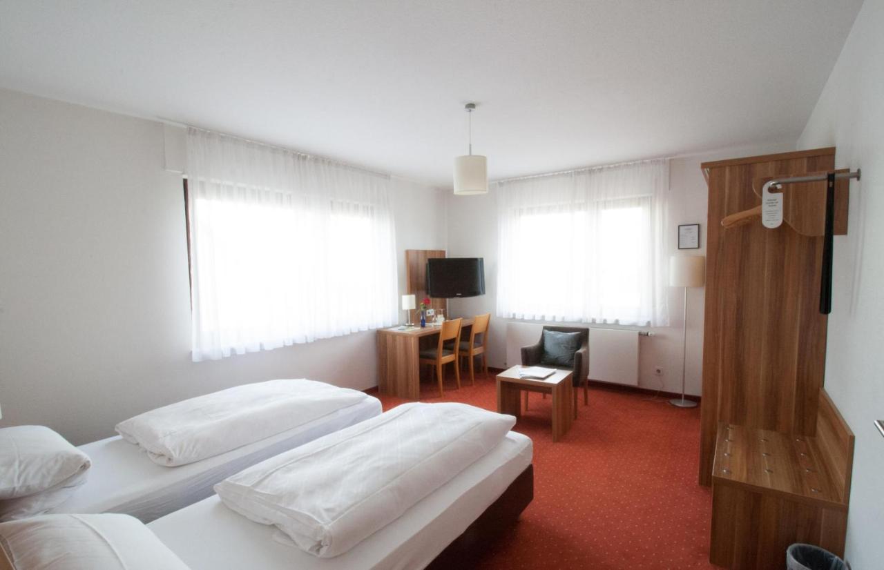 Hotel Krone Strassdorf Schwäbisch Gmünd 外观 照片